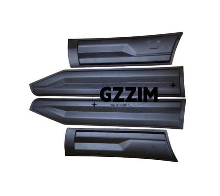 Protezione e decorazione Ricambi per autoveicoli Copertura laterale di stampaggio Protezione porta di guarnizione per Fortuner GR 2021