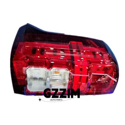 Mitsubishi Triton 2024 Lampada posteriore di plastica di arresto luce di svolta segnale di retro